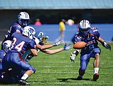 Cats pluck Golden Eagles, 43-13