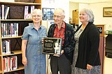 Moses Lake library supporter memorialized with plaque