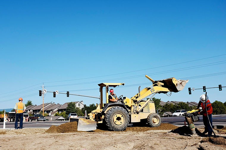 &lt;p&gt;&lt;strong&gt;Road crews&lt;/strong&gt; last week work on the east side of the U.S. 93/West Reserve Drive intersection. The intersection project is part of the $6.7 million project to build the northernmost segment of the U.S. 93 bypass.&#160;&lt;/p&gt;&lt;div&gt;&#160;&lt;/div&gt;