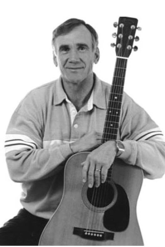 November 9, 1941 – August 21, 2016