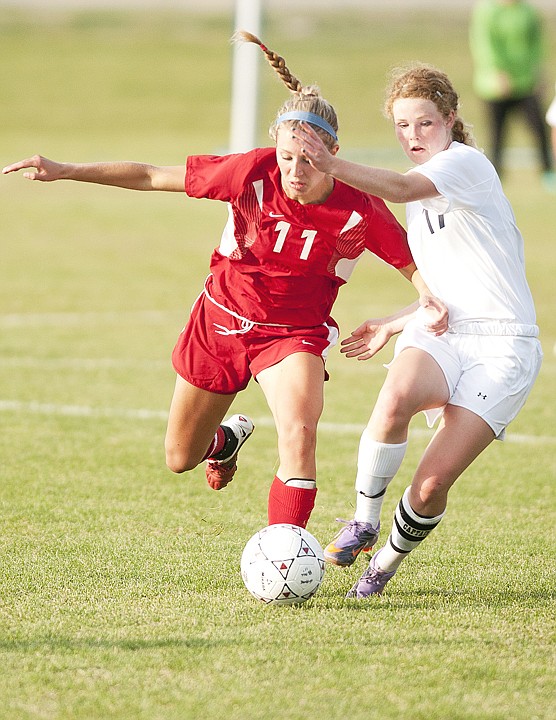 &lt;p&gt;Glacier&#146;s Chantal Gustine fights for position with Missoula
Hellgate's DeNae Vandam (11) during Glacier's loss to Missoula
Hellgate at home on Thursday evening.&lt;/p&gt;