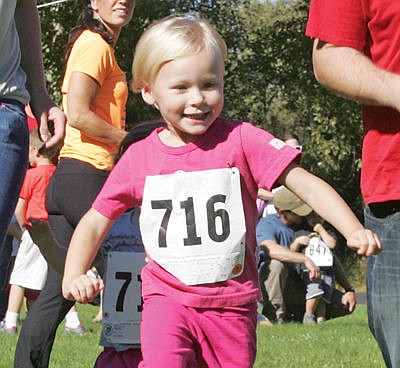 &lt;p&gt;Abigail Cutsforth is off and running in the three and under division, Runnerfell 2016. (Paul Sievers/The Western News)&lt;/p&gt;