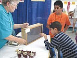 Othello beekeepers show goods at fair