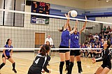 Warden volleyball beats Wahluke