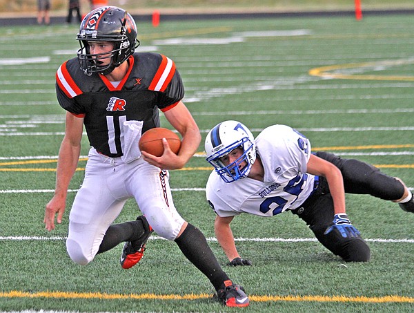 &lt;p&gt;Ronan quarterback Robbie Gauthier runs for a two-point
conversion.&#160;&lt;/p&gt;