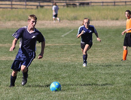 0925_S_Soccer_MVCA16.JPG