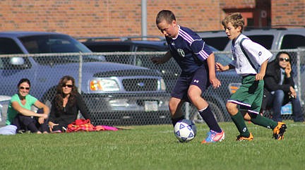 0925_S_Soccer_14U06.JPG