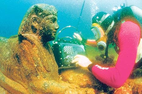 North Idaho native and underwater explorer Eric Smith comes face to face with an ancient sphinx in Alexandria, Egypt. (Photo courtesy of CHRISTOPH GERIGK for Franck Goddio/Hilti Foundation)