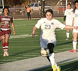 Royal soccer drops 1-goal contest to Ki-Be