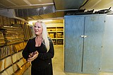 'Medium' sees, smells troubling past