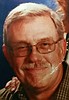 Search for missing hunter goes into night