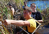 New class puts students in the field