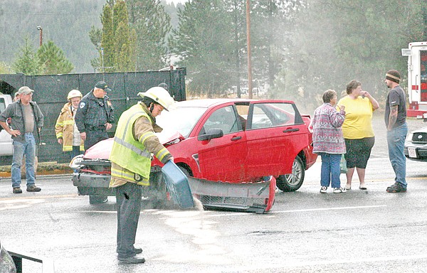 Hwy 2 wreck in front of Empire Foods