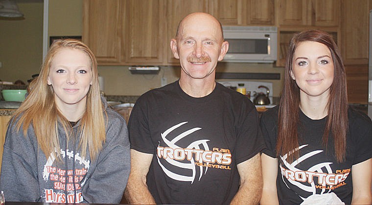 &lt;p&gt;Kimberly Earhart. Kim Earhart, and Felicia Earhart take a family photo sporting their Trotter gear before a Saturday afternoon game at Troy.&lt;/p&gt;