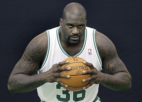 &lt;p&gt;Shaquille O'Neal debuts in a Boston Celtics uniform tonight, facing the Miami Heat's dream lineup of Chris Bosh, LeBron James and Dwyane Wade.&lt;/p&gt;