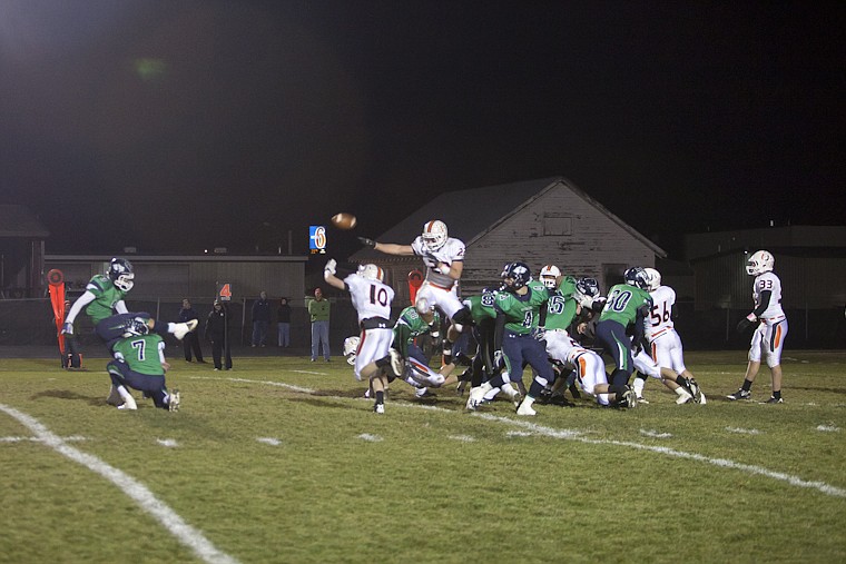 &lt;p&gt;Glacier gets their first score with a field goal during
Glacier's playoff victory over Billings Senior Friday night at
Legends Stadium.&lt;/p&gt;