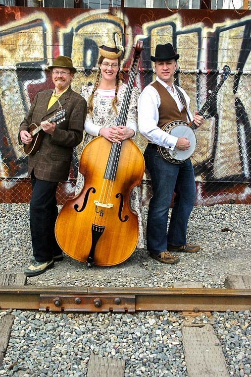 Pickled Okra, an old timey Bluegrass band formed by husband and wife Todd and Paisley Gray, counts on the Mandolin playing of Gary Read.