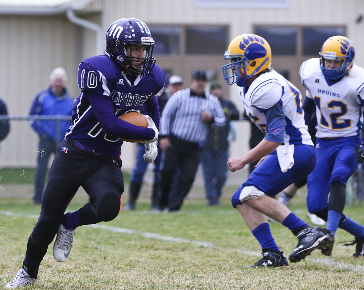 &lt;p&gt;Charlo's Trent Dennison carries the ball during the Vikings' game against Gardiner on Saturday afternoon.&lt;/p&gt;