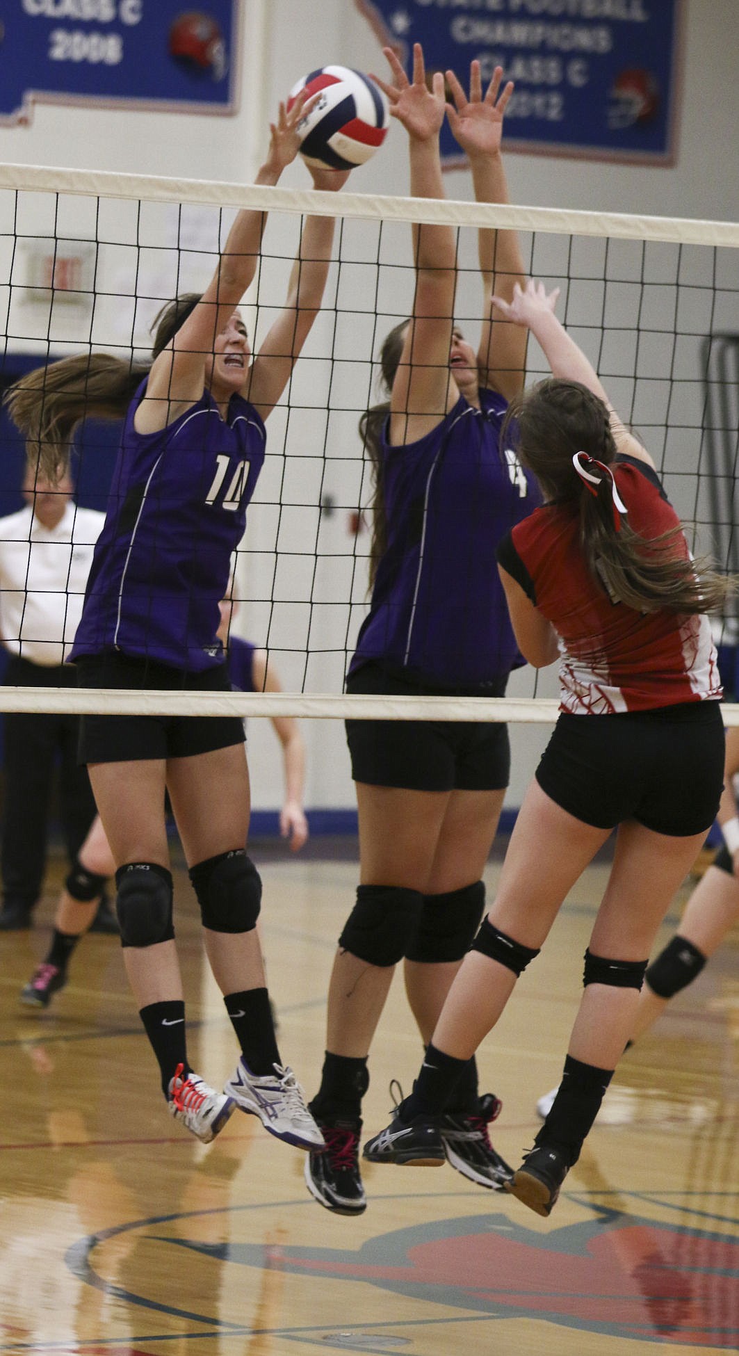 &lt;p&gt;Brooklyn Foust and Ashley Tryon work to block at hit by a Noxon player on Friday afternoon.&lt;/p&gt;