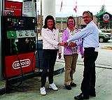 Conoco station opens