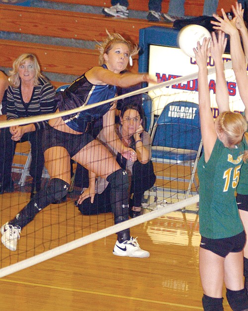 Polson Divisionals Volleyball 2010 6