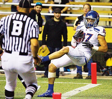 &lt;p&gt;Boise State tight end Gabe Linehan gets a foot inbounds to make a touchdown reception during the second half on Friday.&lt;/p&gt;