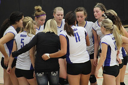 &lt;p&gt;St. Ignatius Coach Kendal Anderson talks strategy with her team.&lt;/p&gt;