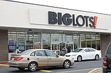 Shoppers fill Big Lots!