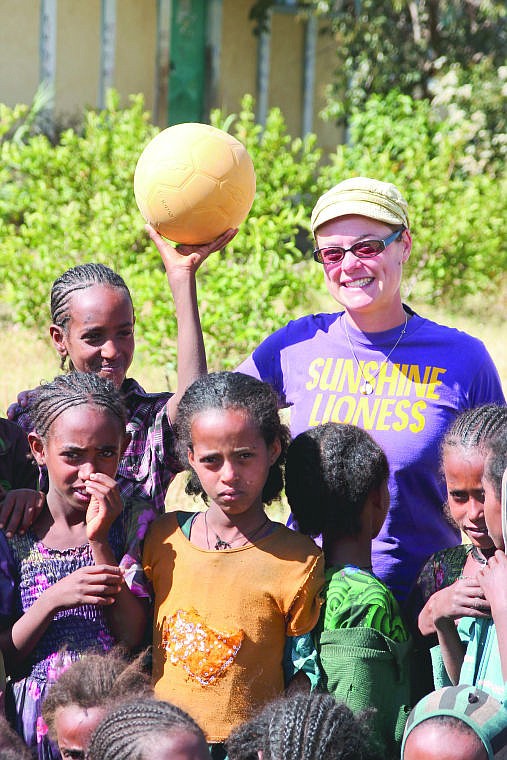 <p>Kintner leads a soccer training session.</p><p></p>