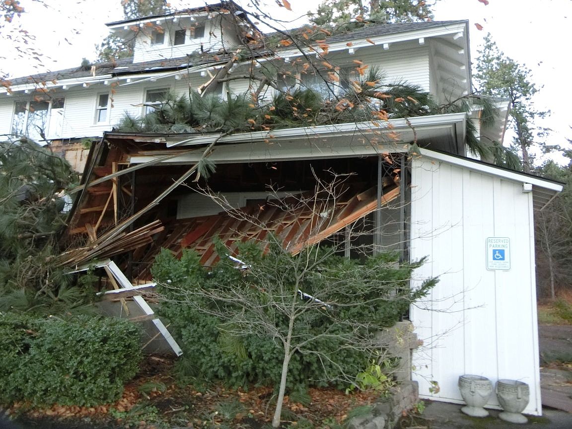 Jewett House after the storm