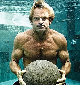 &lt;p&gt;Laird Hamilton poses for a photo during an underwater breath exercise in May 2016.&lt;/p&gt;