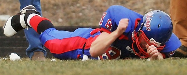 Bigfork's Ian Lorang (88) reacts after missing a pass on second down on his teams' final drive of the game.