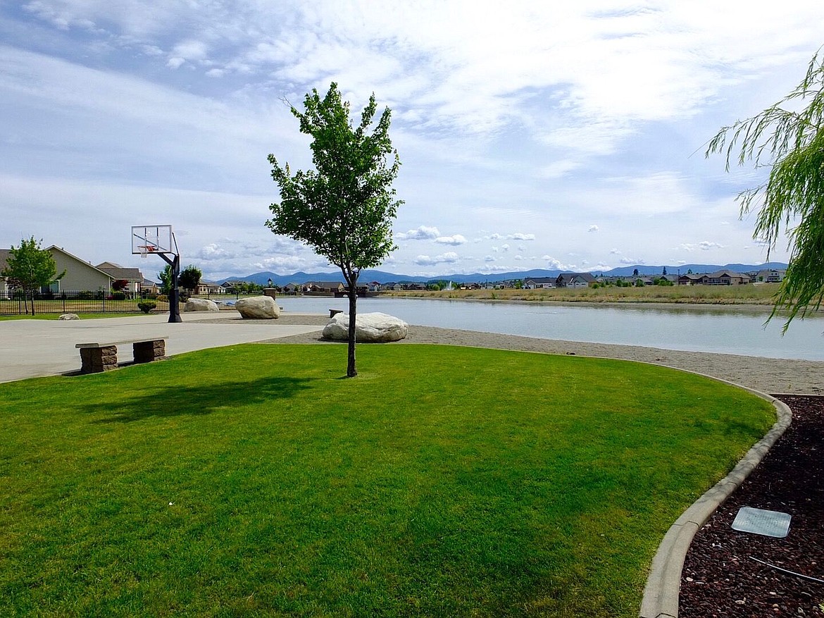 Rathdrum&#146;s Radiant Lake entices buyers with affordable waterfront