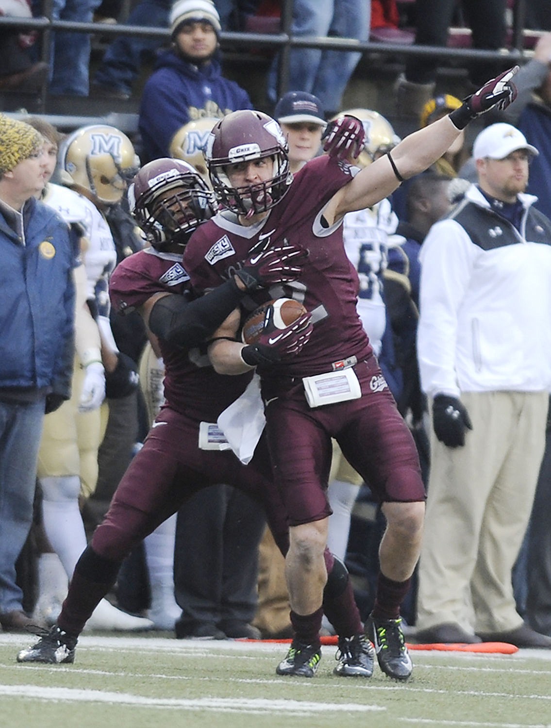 <p>Images from the Brawl of the Wild in Missoula Nov. 22, 2014. (Aaric Bryan/Daily Inter Lake)</p>