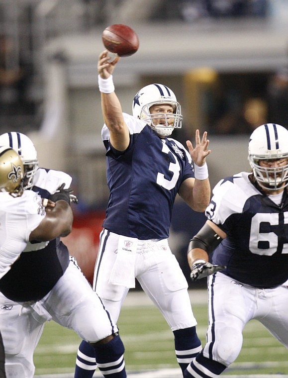 Dallas Cowboys quarterback Jon Kitna (3) passes during the first quarter of the NFL football game against the New Orleans Saints, Thursday, Nov. 25, 2010, in Arlington, Texas. (AP Photo/Mike Fuentes)
