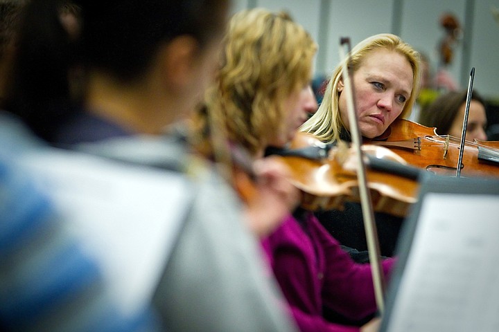 &lt;p&gt;Diana Clemmons rehearses with the Coeur d'Alene Symphony Thursday, Nov. 18 for the upcoming Messiah concert.&lt;/p&gt;