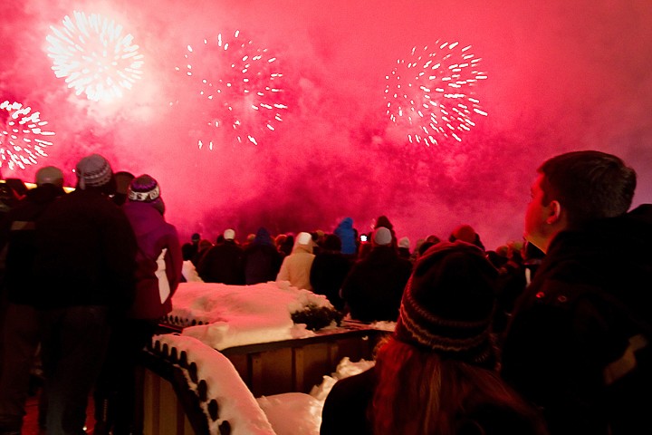 &lt;p&gt;Spectators watch the fireworks display over the water of Lake Coeur d'Alene.&lt;/p&gt;