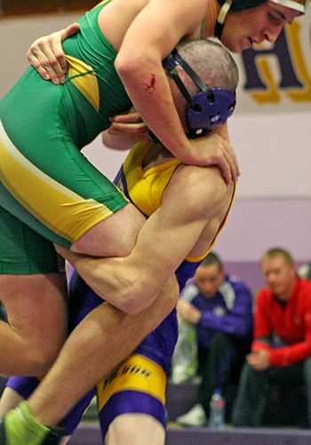 &lt;p&gt;Mike Devlin lifts up his opponent.&#160;&lt;/p&gt;