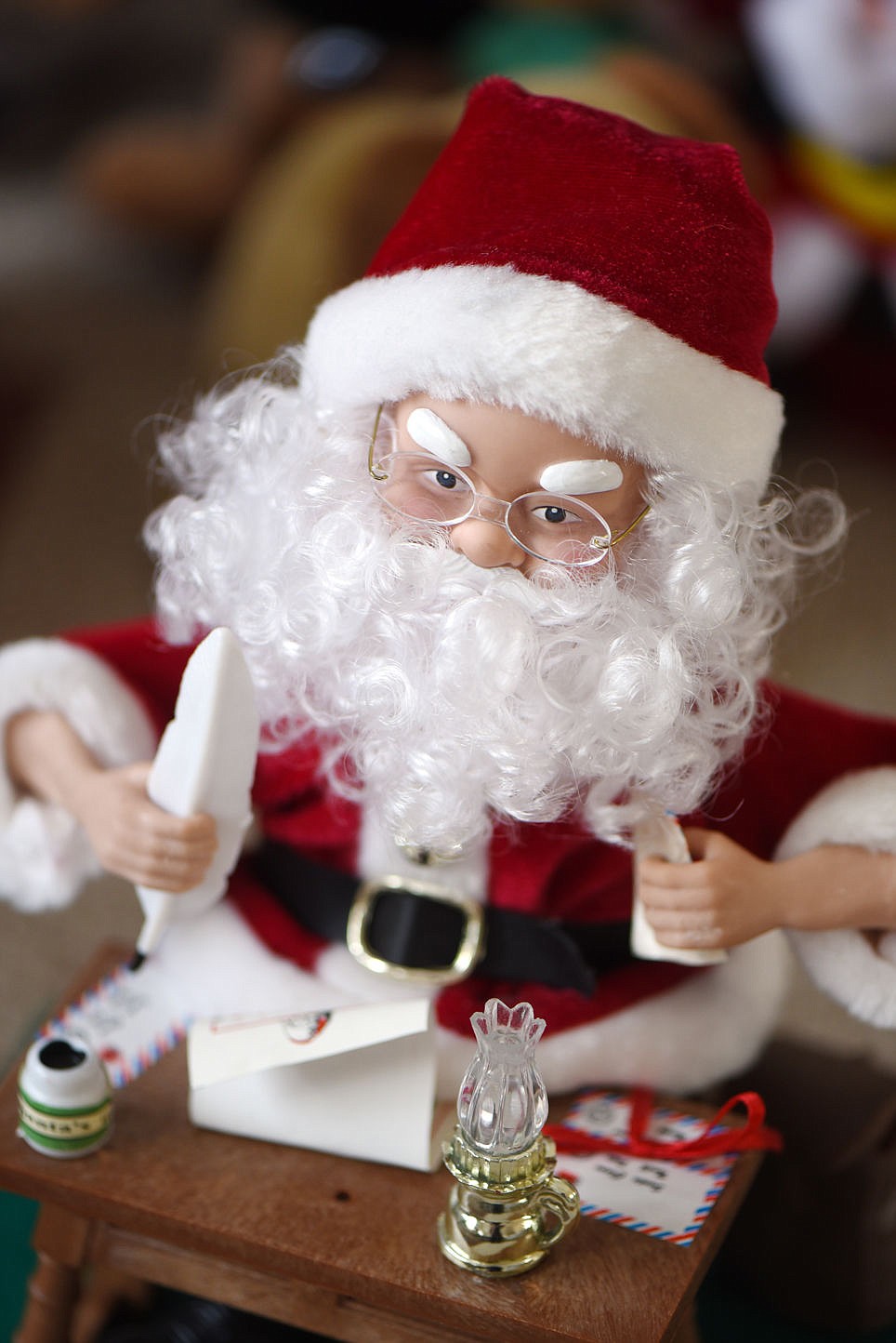 <p>Duane Enger has been collecting mechanical toys for years. He has made it a yearly Christmas tradition to invite friends over to play the toys for them. (Brenda Ahearn/Daily Inter Lake)</p>