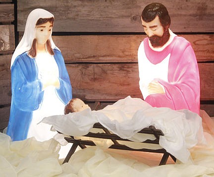 1211_C_LDS_Nativity12.jpg