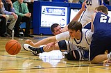 Vikings share the rock, run past Tigers