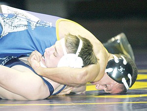 &lt;p&gt;Ricky Roach over Parker Davis by pin at 145&lt;/p&gt;