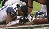 Seattle flubs chance to control NFC West