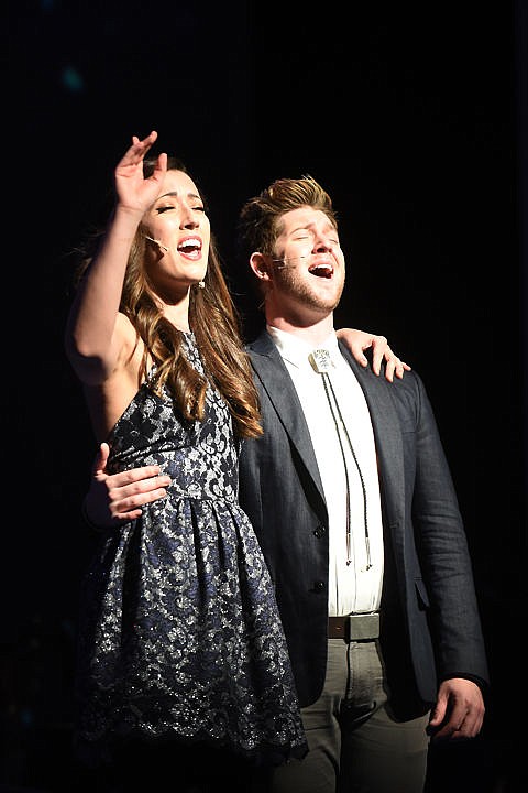 <p><strong>SUSAN O'DEA</strong> and Eric Michael Krop perform at "Yuletide XII" in 2015. (Brenda Ahearn/This Week in the Flathead)</p>