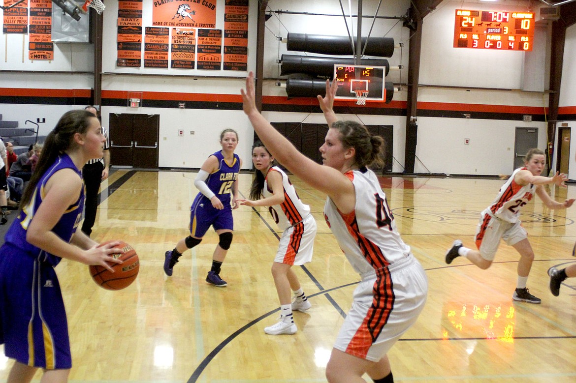 &lt;p&gt;&lt;strong&gt;Leah Thompson guards against a pass by one of the Clark Fork Wampas Cats during the Trotters&#146; home game last&#160; week.&lt;/strong&gt;&lt;/p&gt;