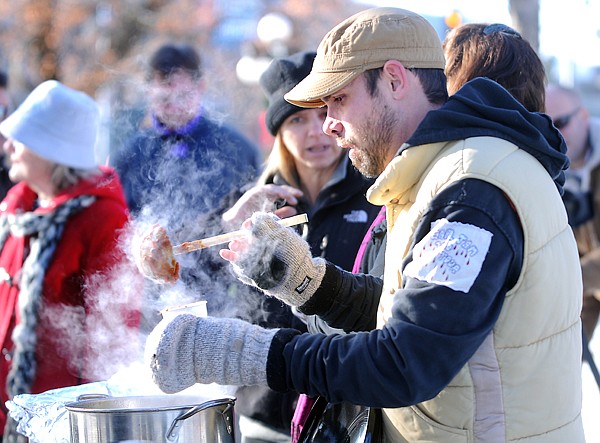 &lt;p&gt;Curt Lamm of Lakeside, assistant director of Samaritan House,
serves a cup of chili as the crowd begins to gather at the start of
the Homeless Persons&#146; Memorial Day ceremony on Wednesday afternoon
at Depot Park in Kalispell.&lt;/p&gt;