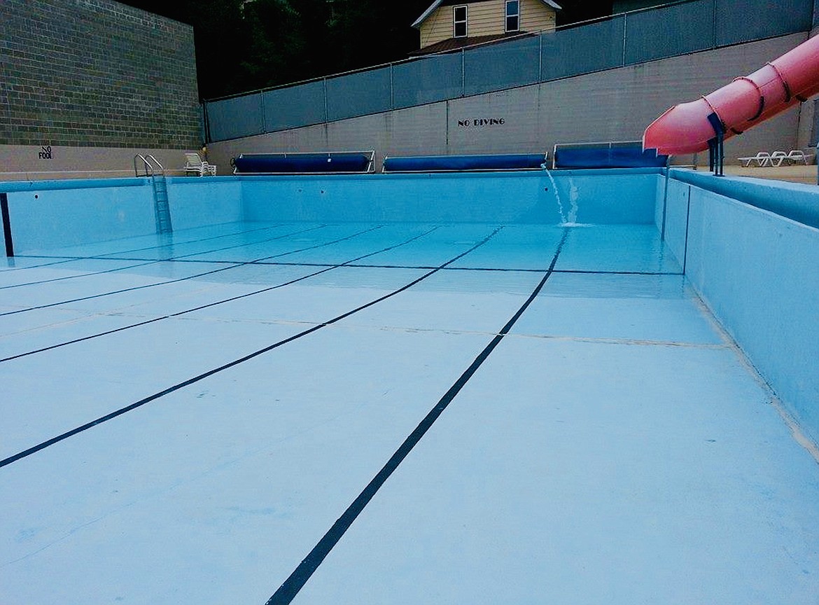 The city of Wallace is seeking a community block grant to secure funds that will help repair the Wallace pool. Estimated costs for the repair have ranged from $450,000 to more than $800,000.