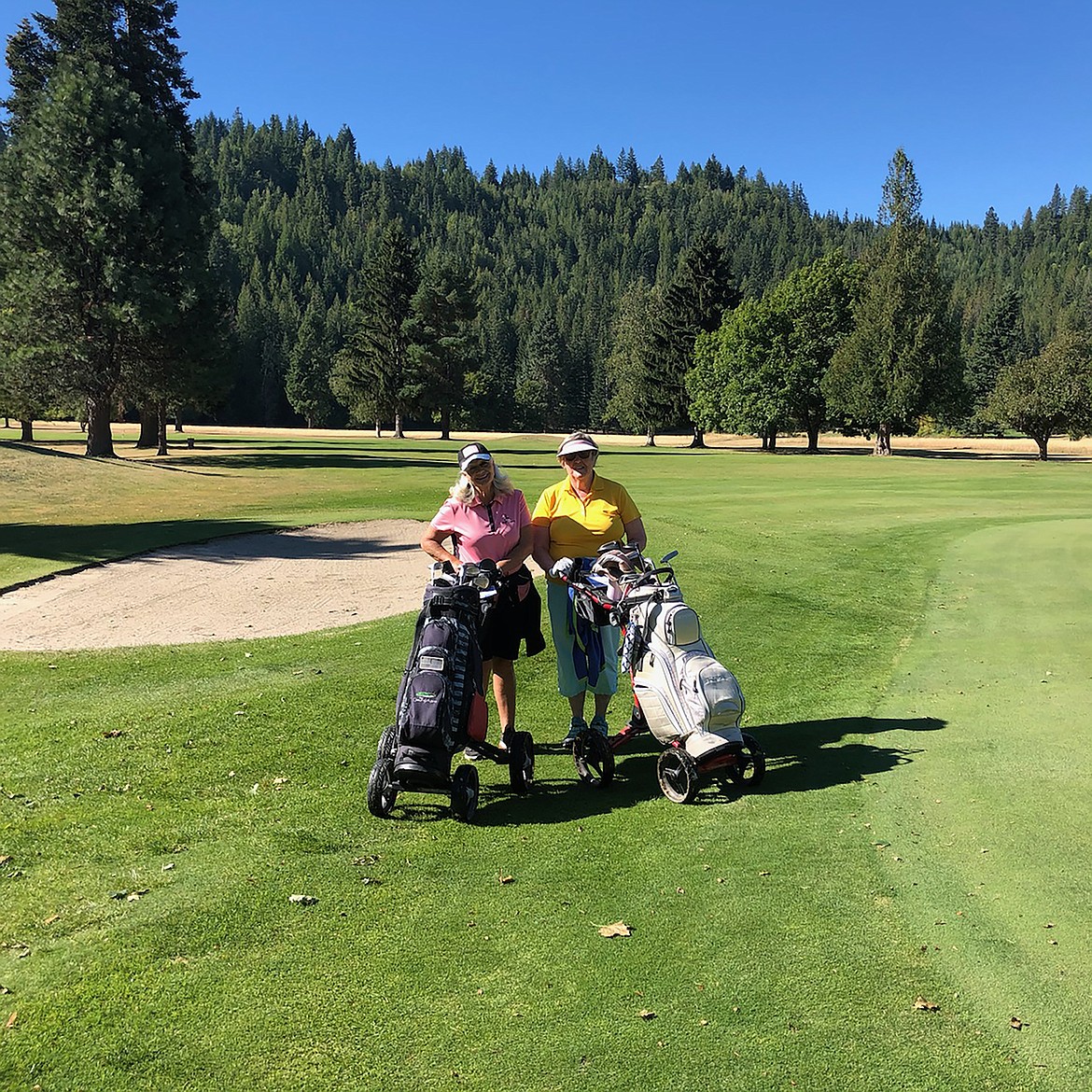 Mirror Lake ladies Karen English with Linda Bogden in #7