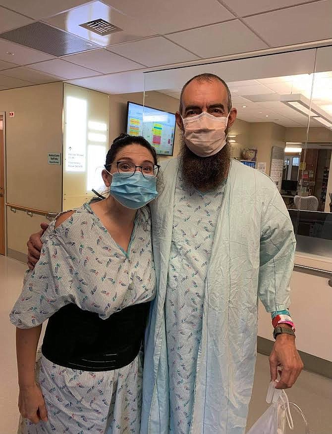 Krista Standeford, left, and Sovereign Valentine, pose for a photo in University of Washington Medical Center. Standeford donated a kidney to Valentine. (Courtesy photo)