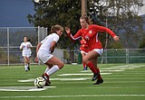 Bulldogs battle back to force tie with Moscow, earn No. 1 seed at districts